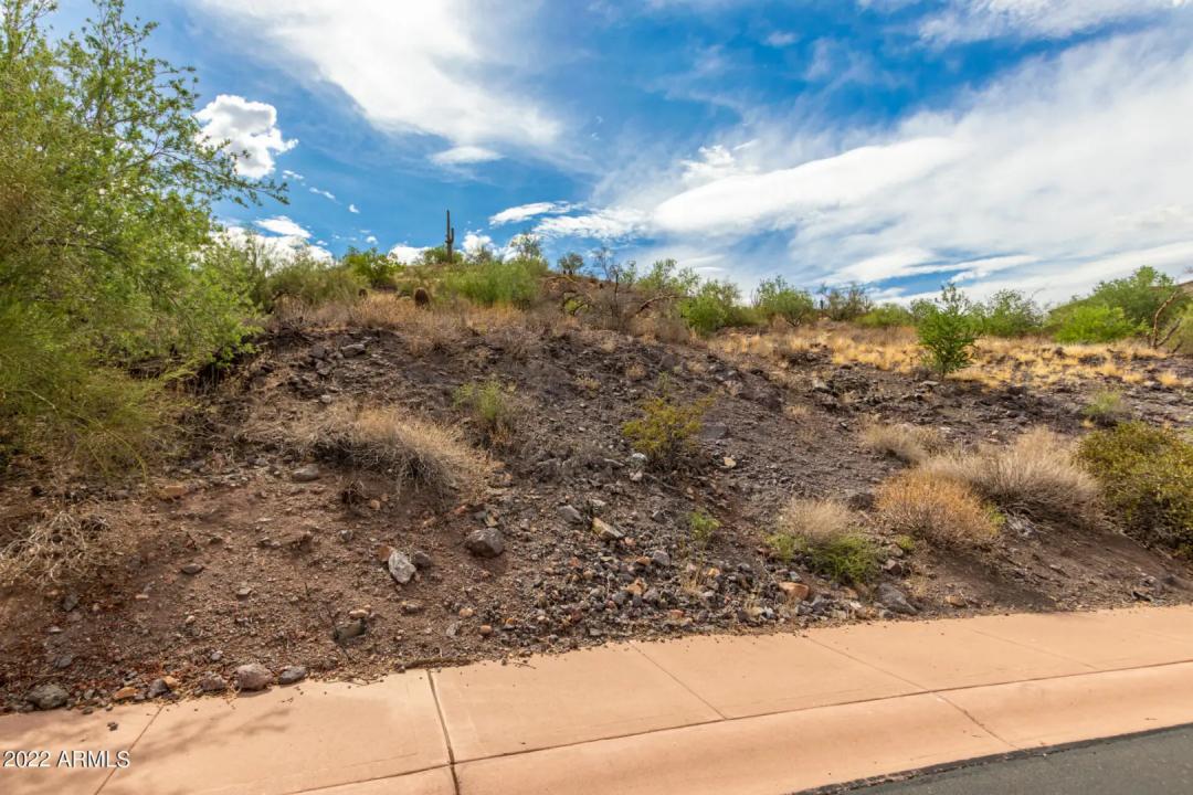 Real Estate Picture 13