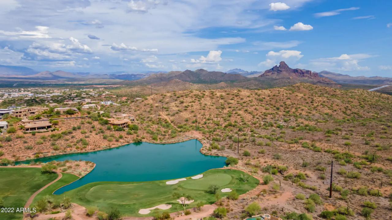 Real Estate Picture 26