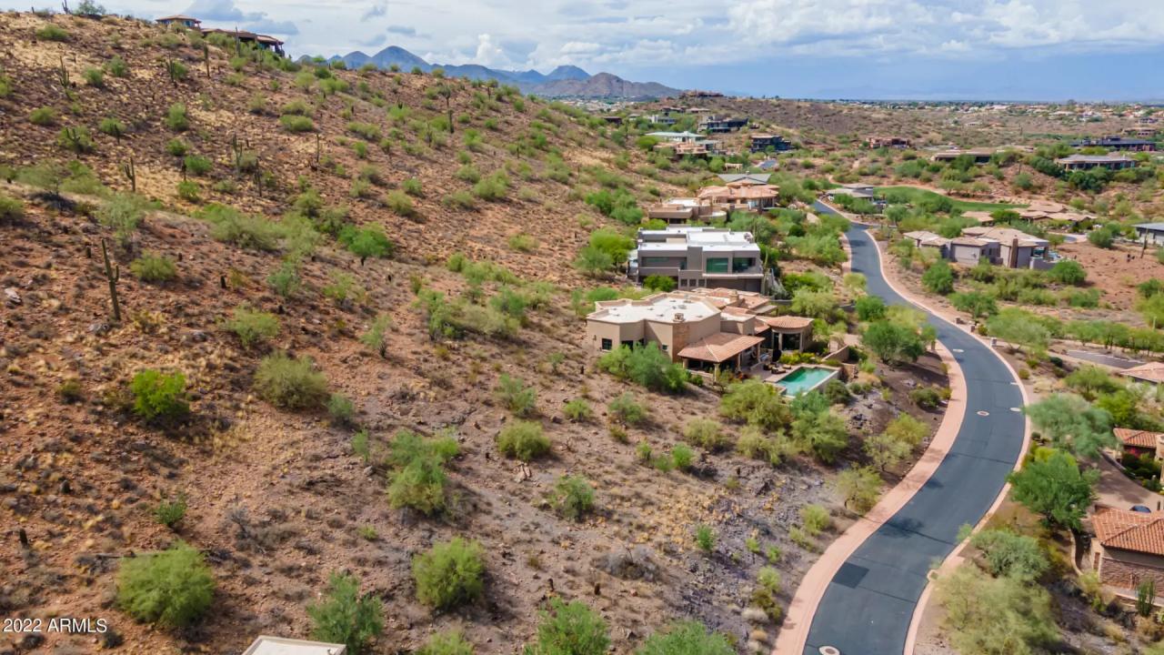 Real Estate Picture 27