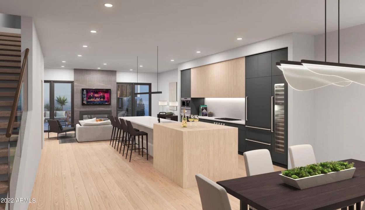 Real Estate Picture 4