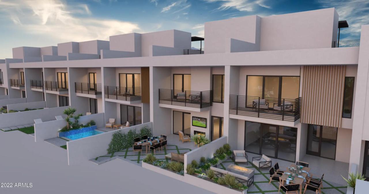 Real Estate Picture 8