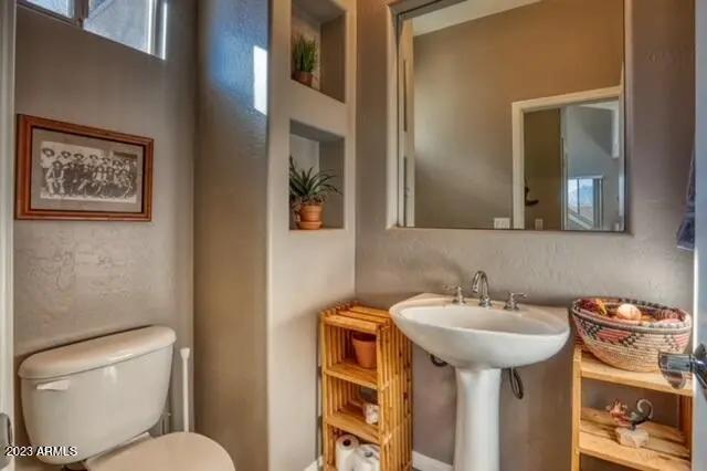Real Estate Picture 7