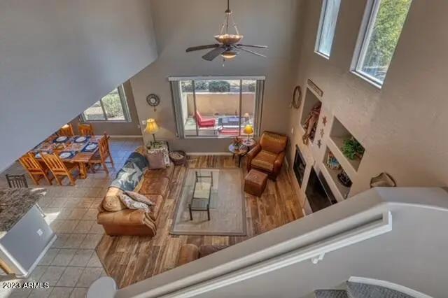 Real Estate Picture 3
