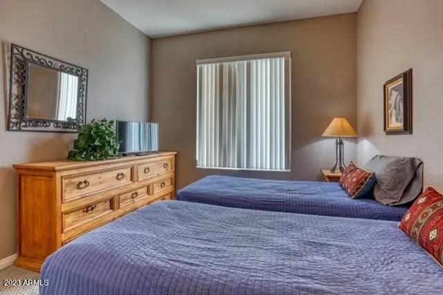 Real Estate Picture 25