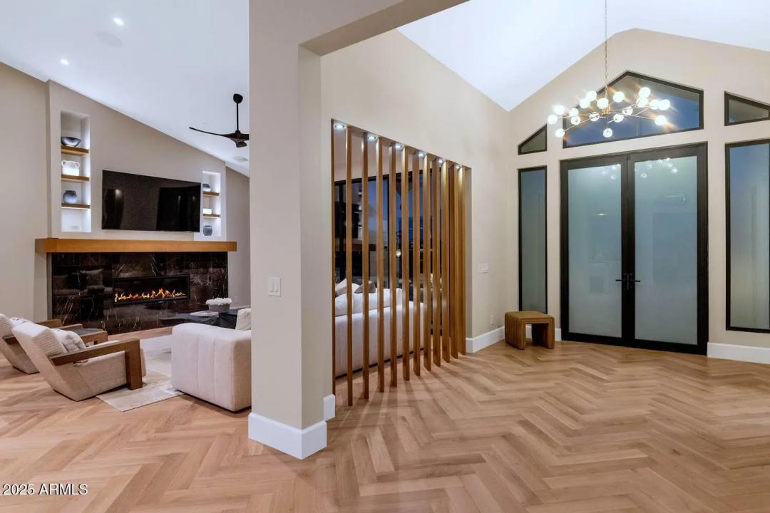 Real Estate Picture 6