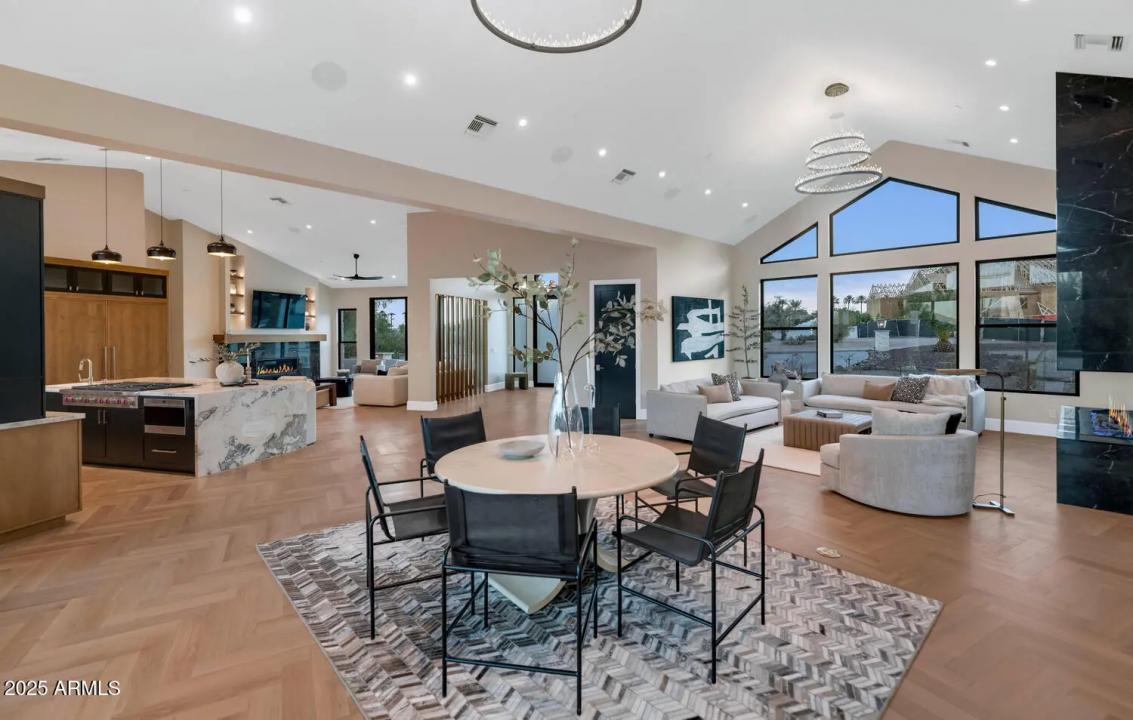Real Estate Picture 19