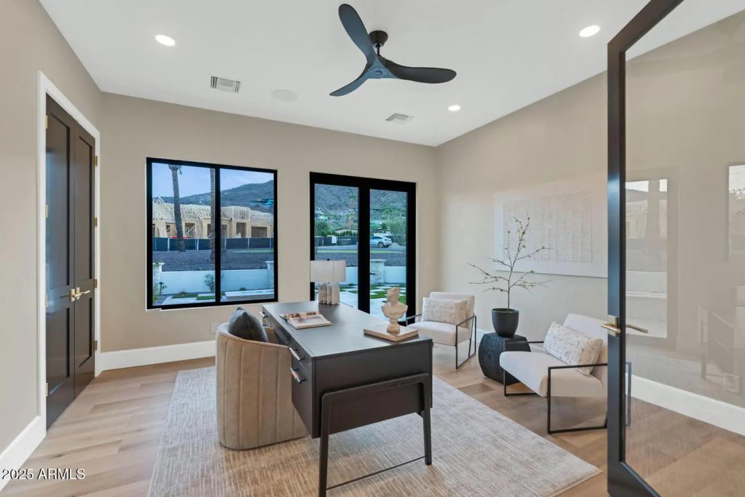 Real Estate Picture 25