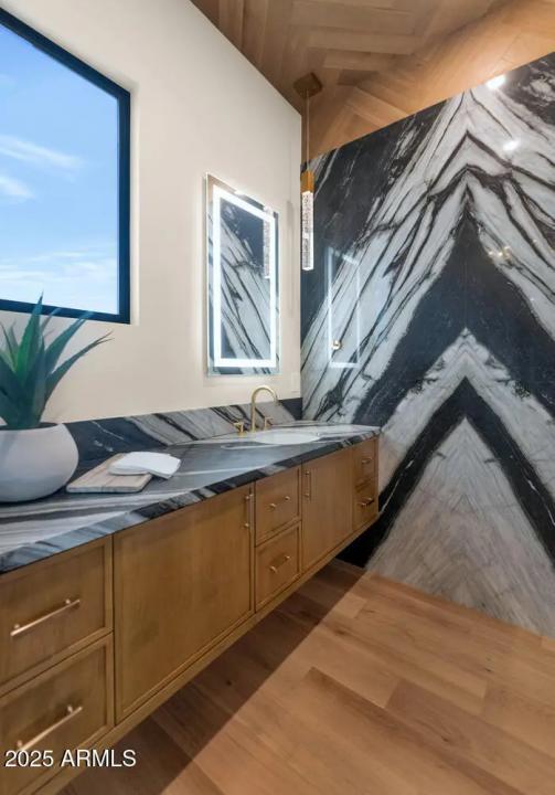 Real Estate Picture 26
