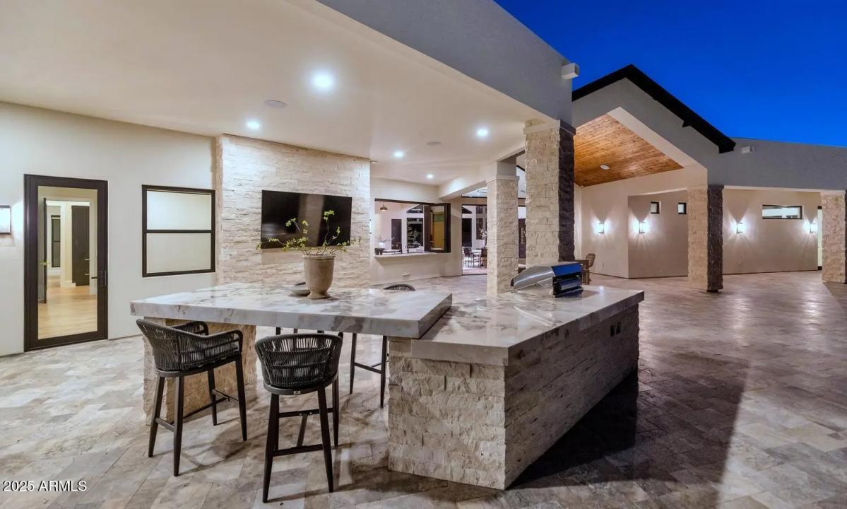 Real Estate Picture 38