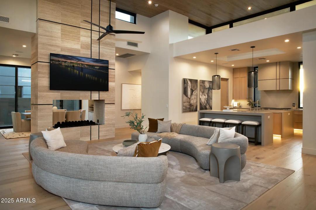 Real Estate Picture 6