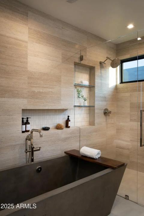 Real Estate Picture 23