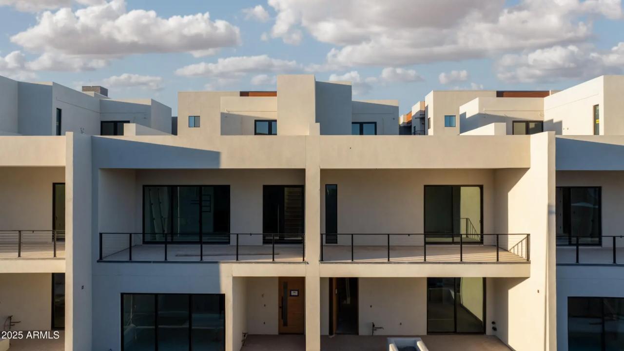 Real Estate Picture 2