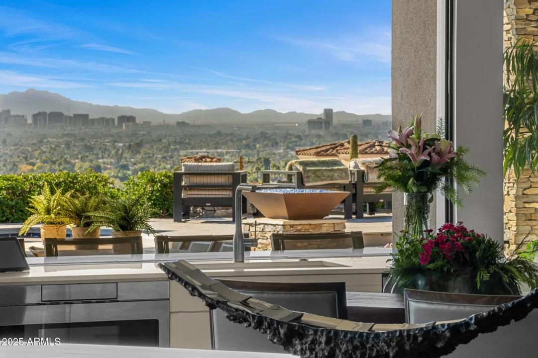 Real Estate Picture 13