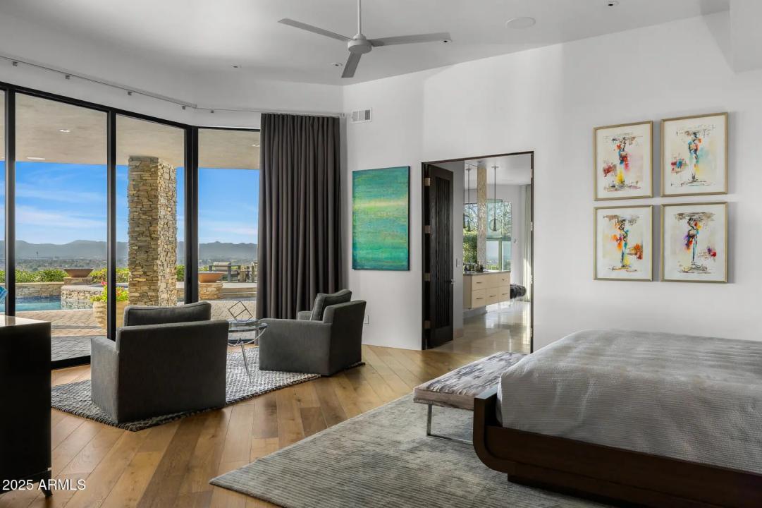 Real Estate Picture 20