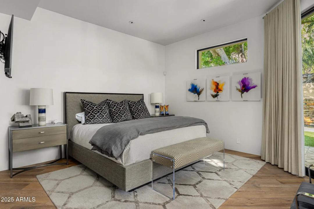 Real Estate Picture 26