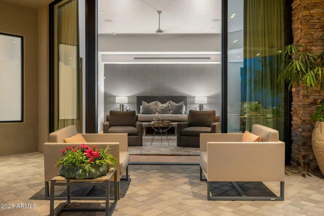 Real Estate Picture 19