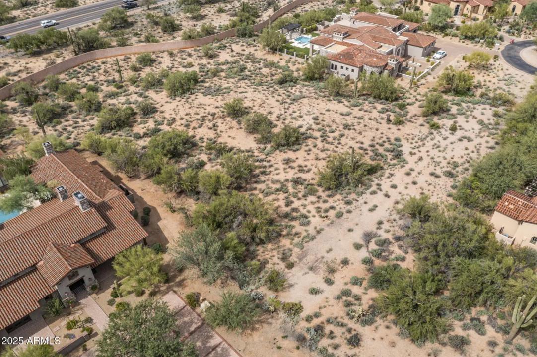 Real Estate Picture 6