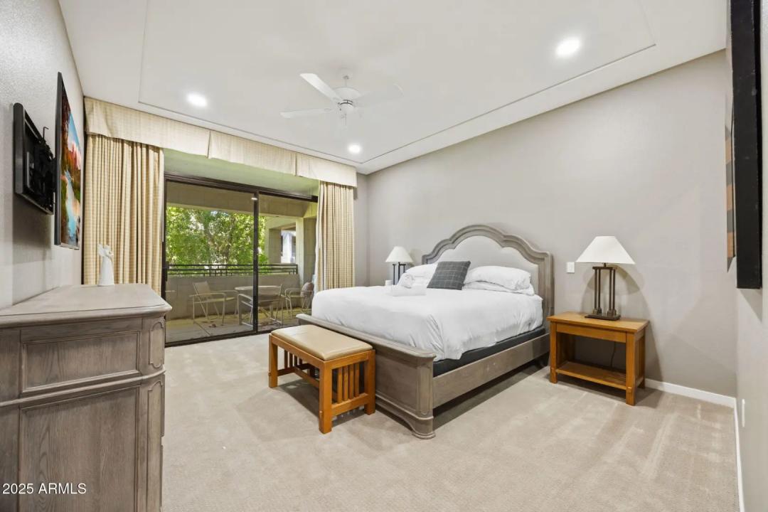Real Estate Picture 13