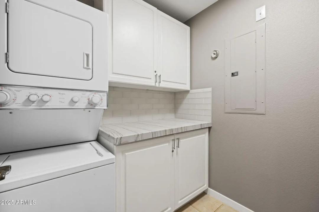 Real Estate Picture 25