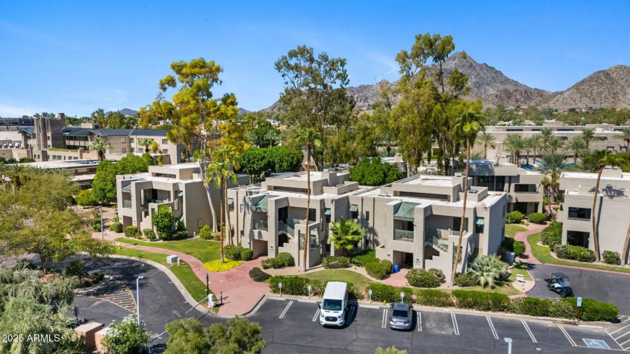 Real Estate Picture 29