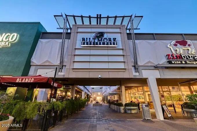 Real Estate Picture 32