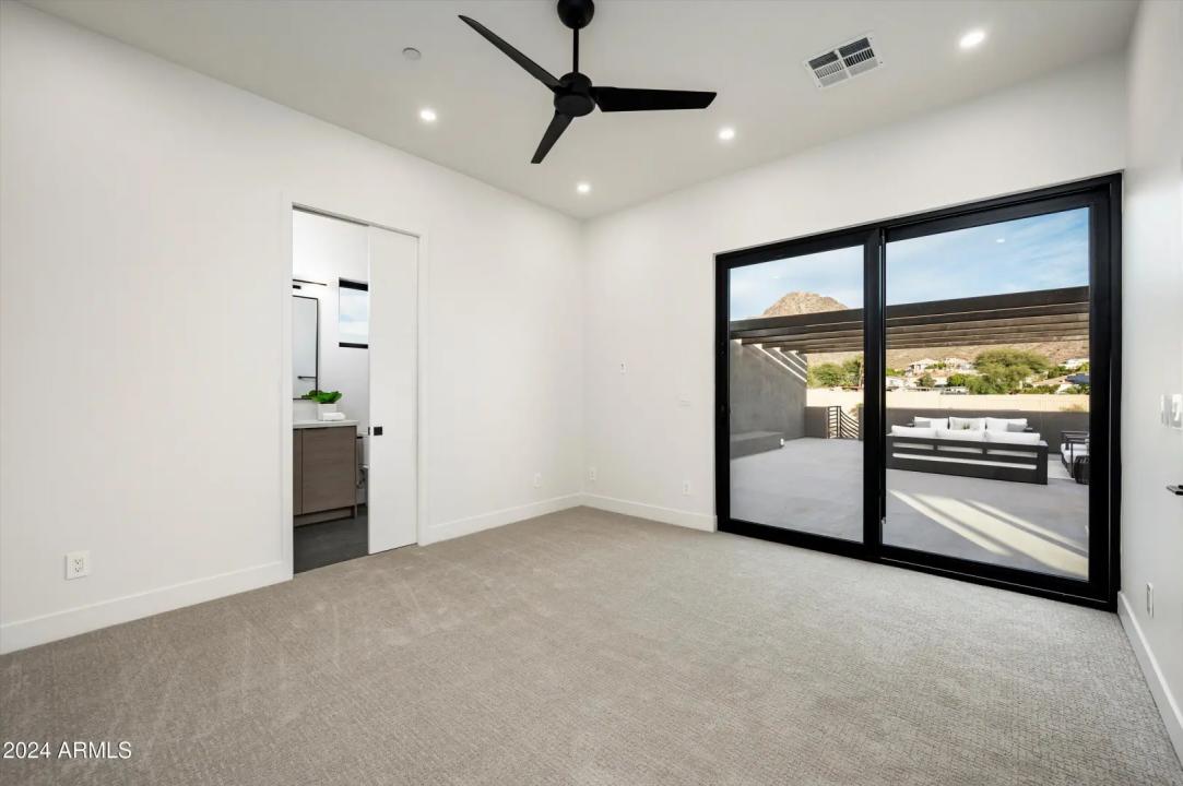 Real Estate Picture 27