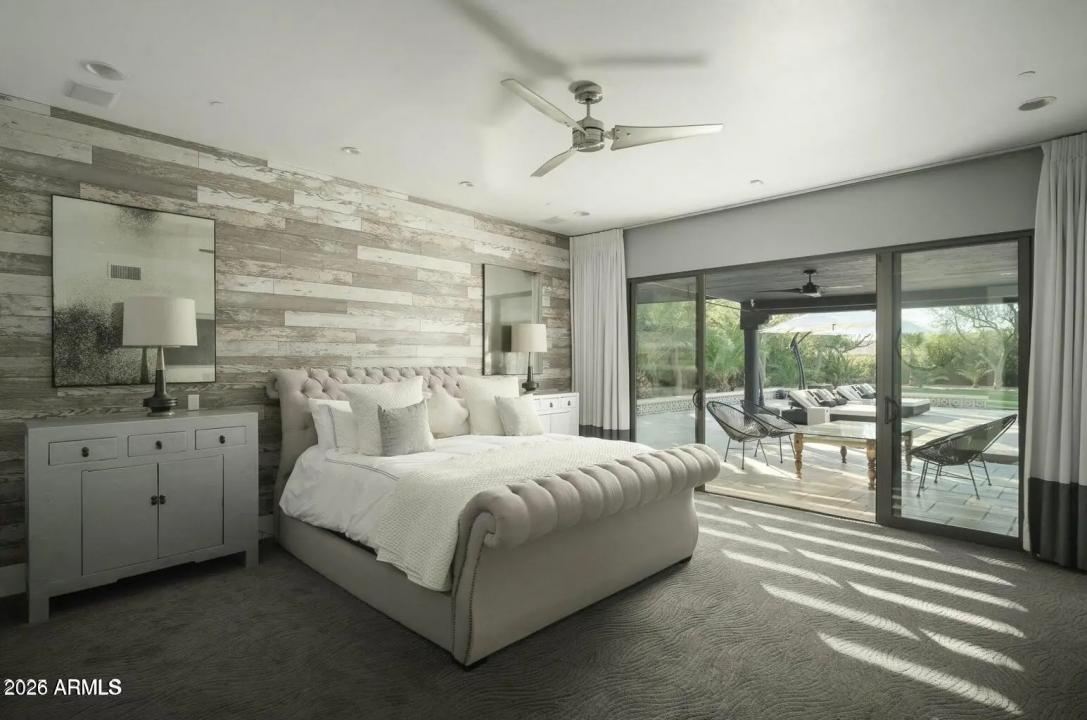 Real Estate Picture 25