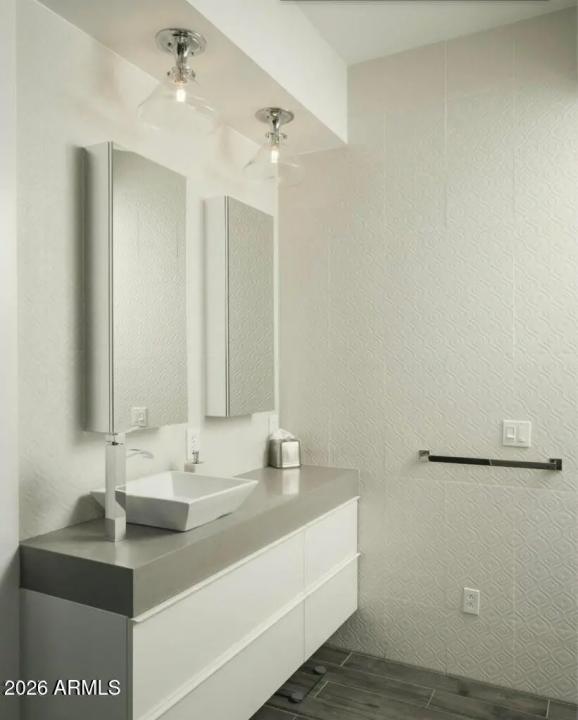 Real Estate Picture 29