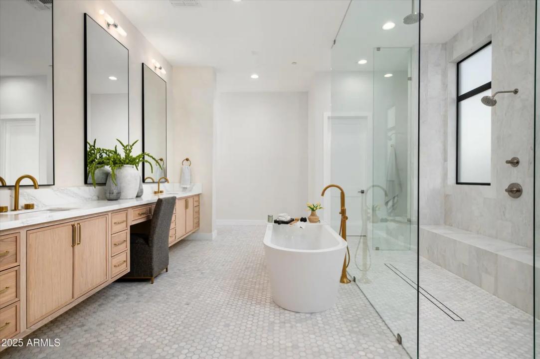 Real Estate Picture 27
