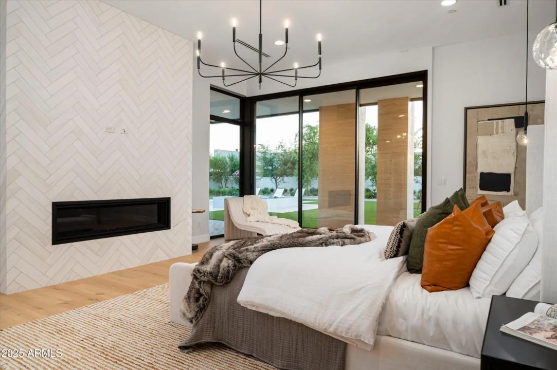 Real Estate Picture 26