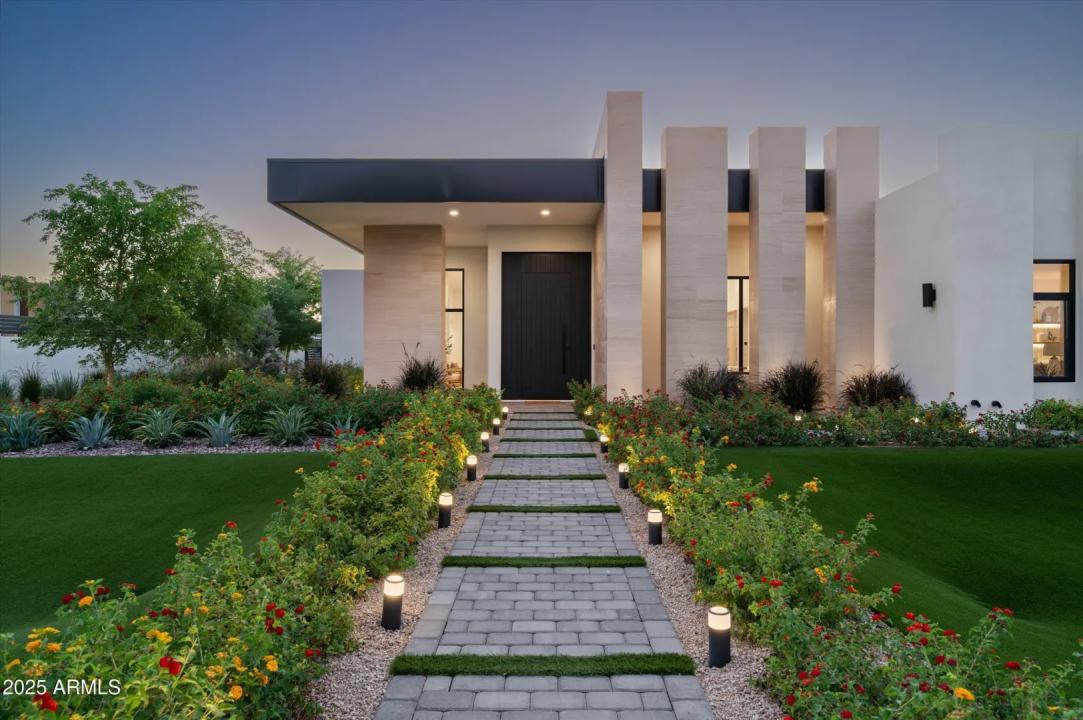 Real Estate Picture 1