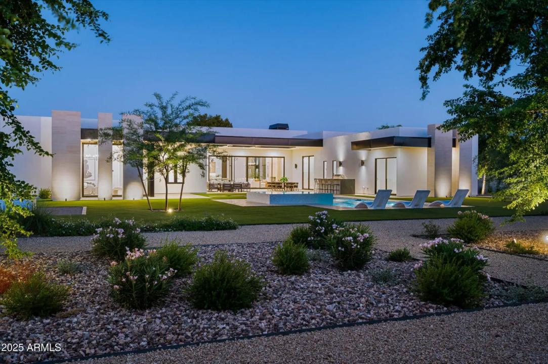 Real Estate Picture 52