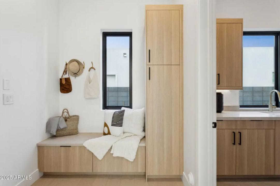 Real Estate Picture 21