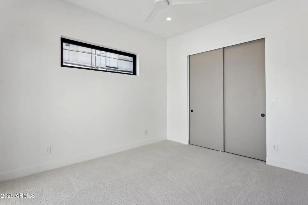 Real Estate Picture 37