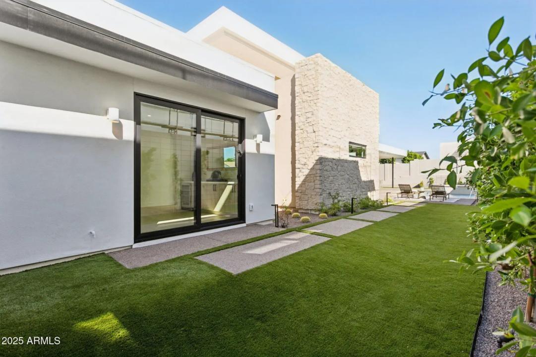 Real Estate Picture 44