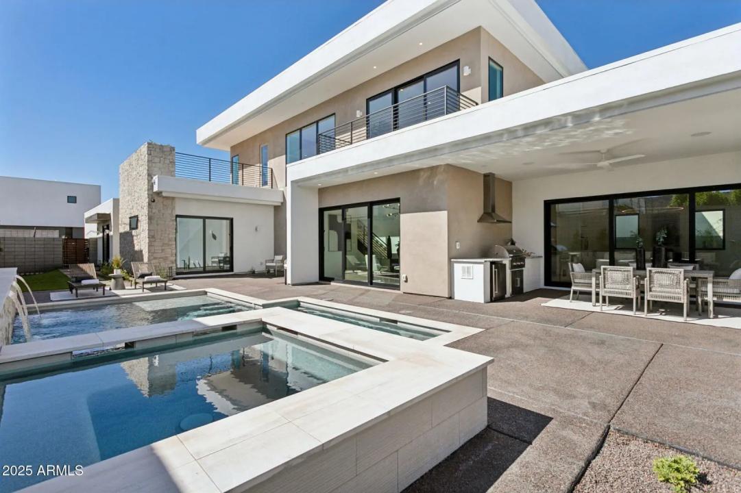 Real Estate Picture 1