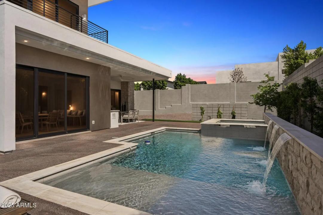 Real Estate Picture 45