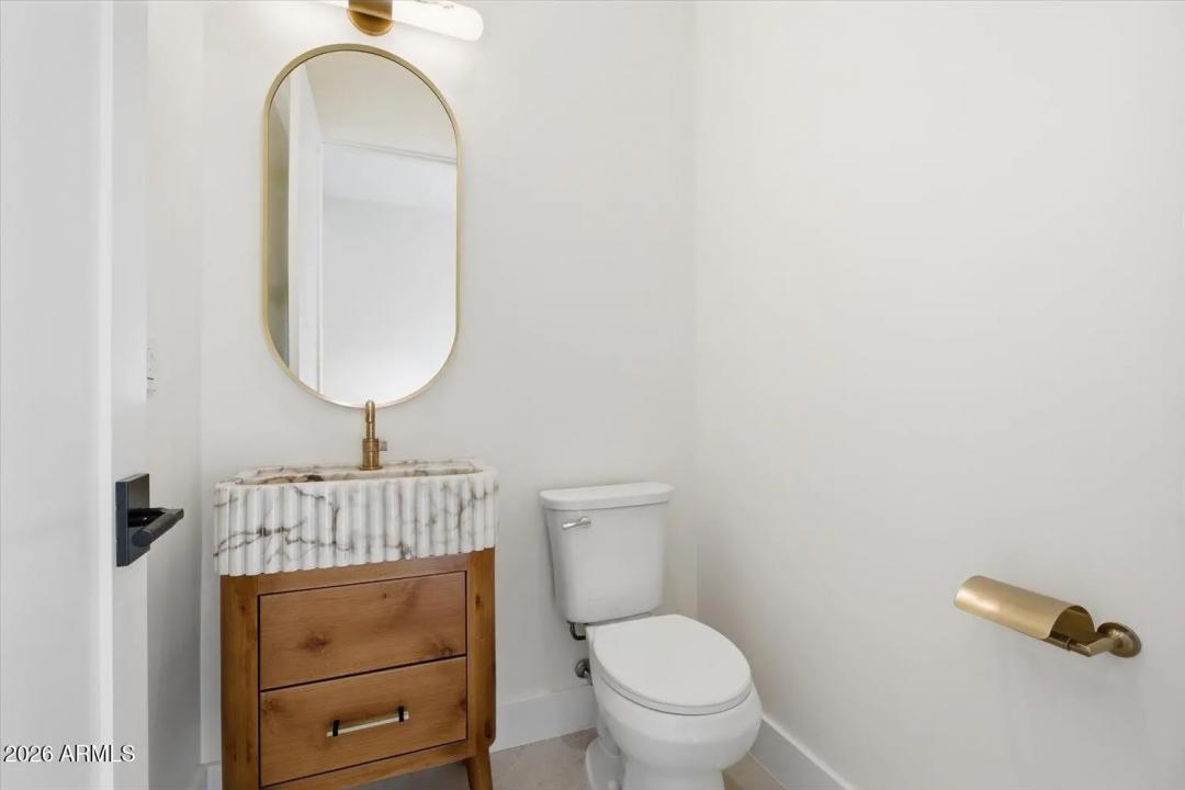 Real Estate Picture 19