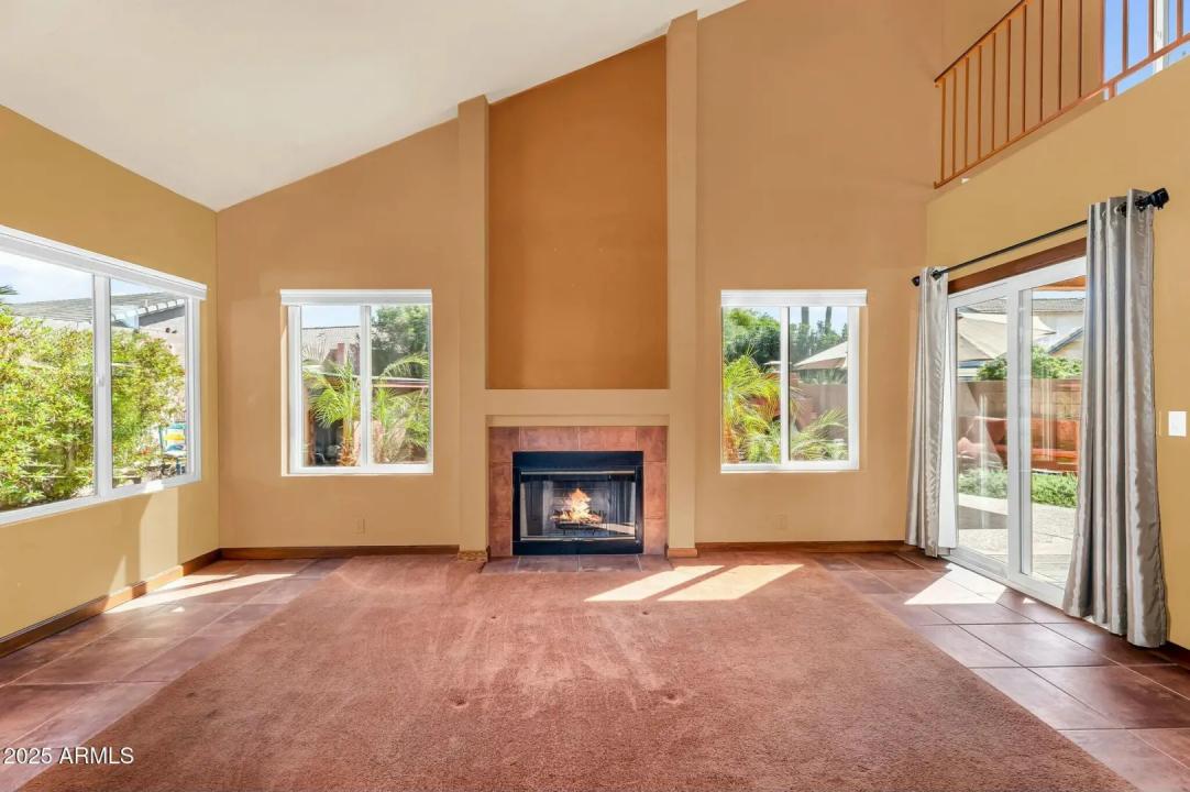 Real Estate Picture 6
