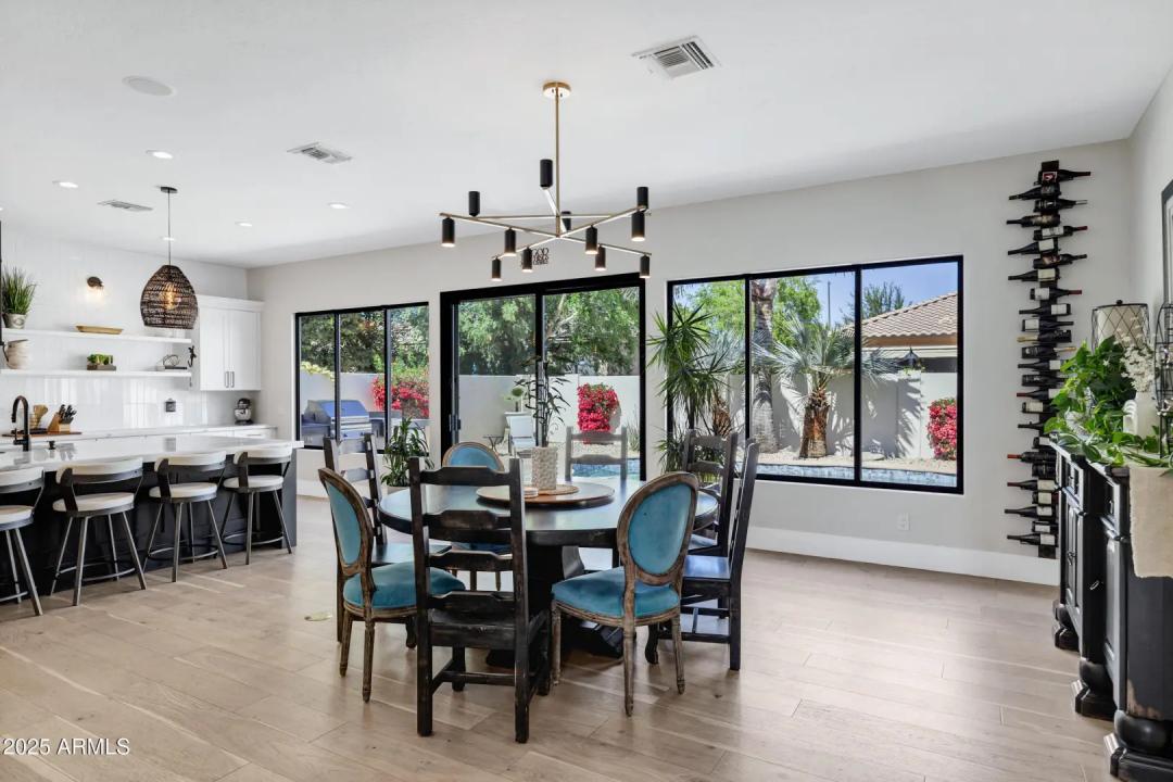 Real Estate Picture 15
