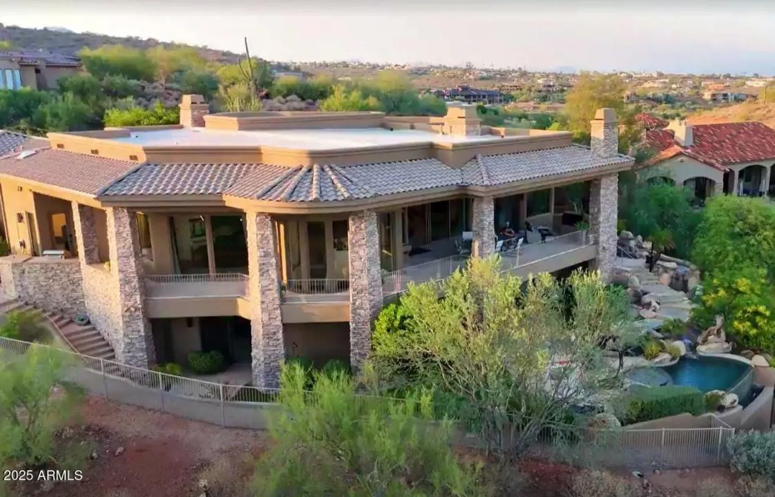 Real Estate Picture 2