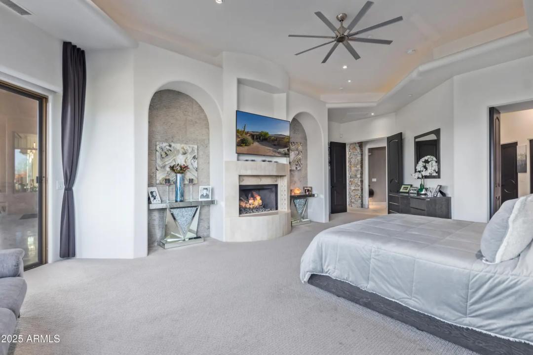 Real Estate Picture 28