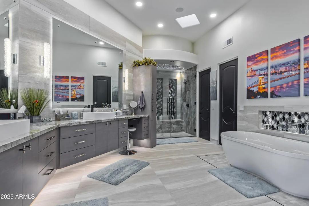 Real Estate Picture 29