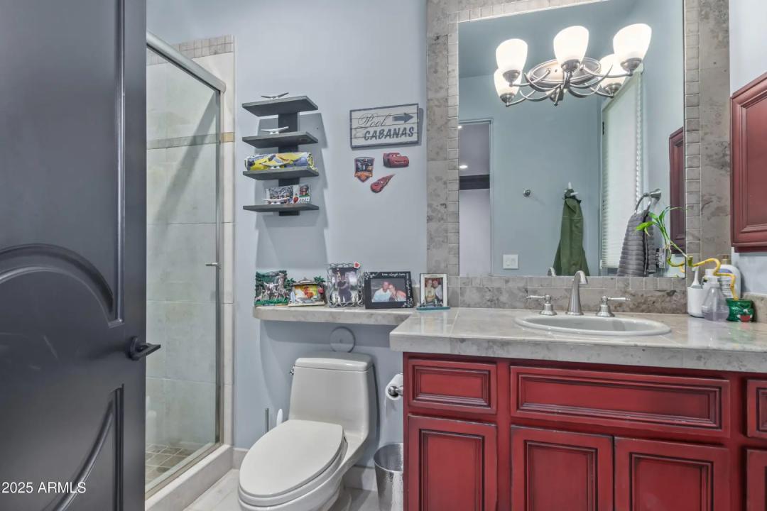 Real Estate Picture 37