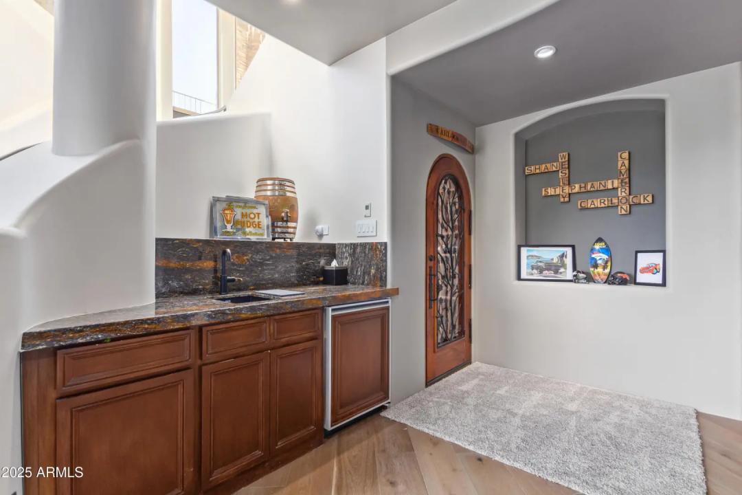Real Estate Picture 41