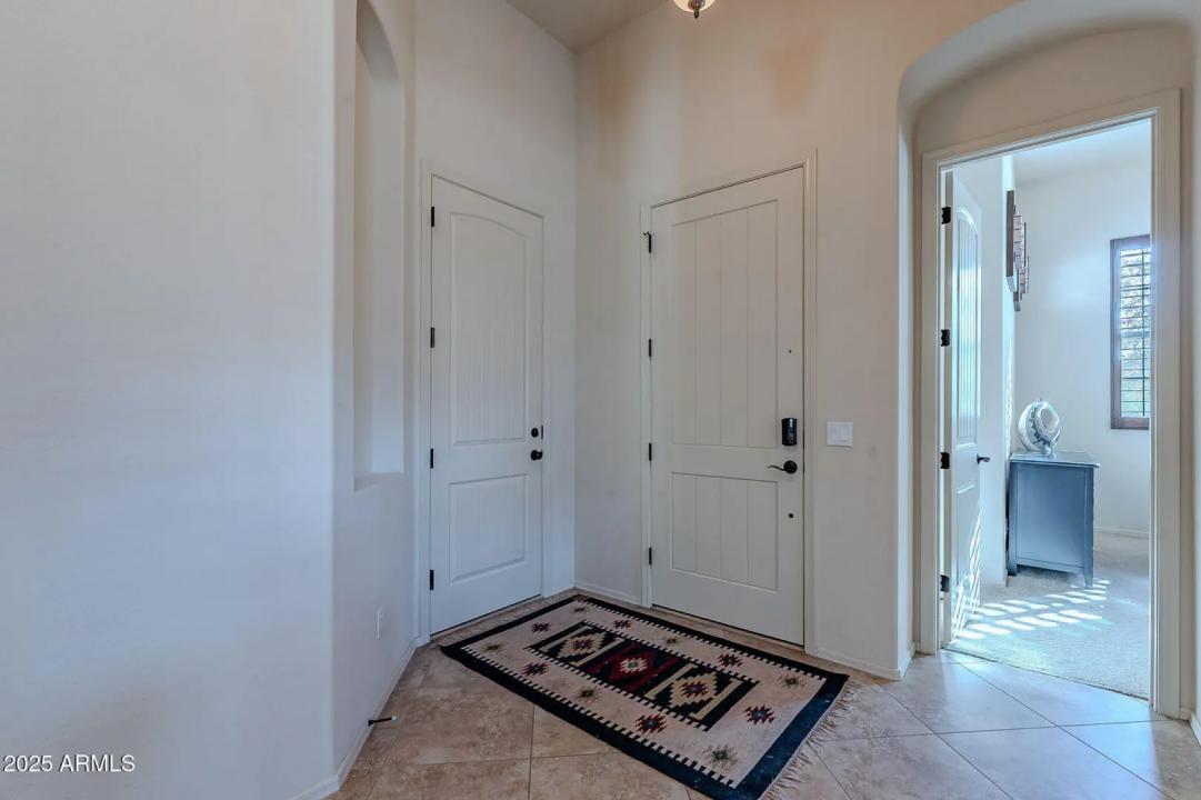 Real Estate Picture 6
