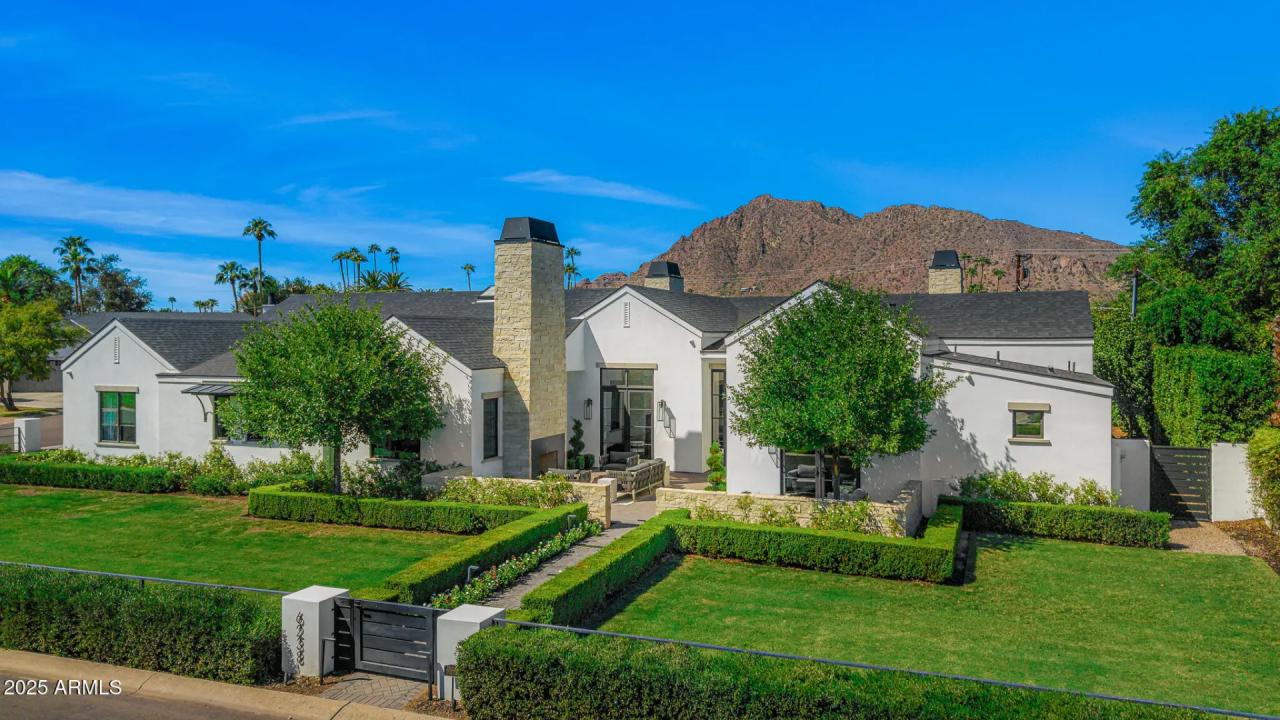 Real Estate Picture 3