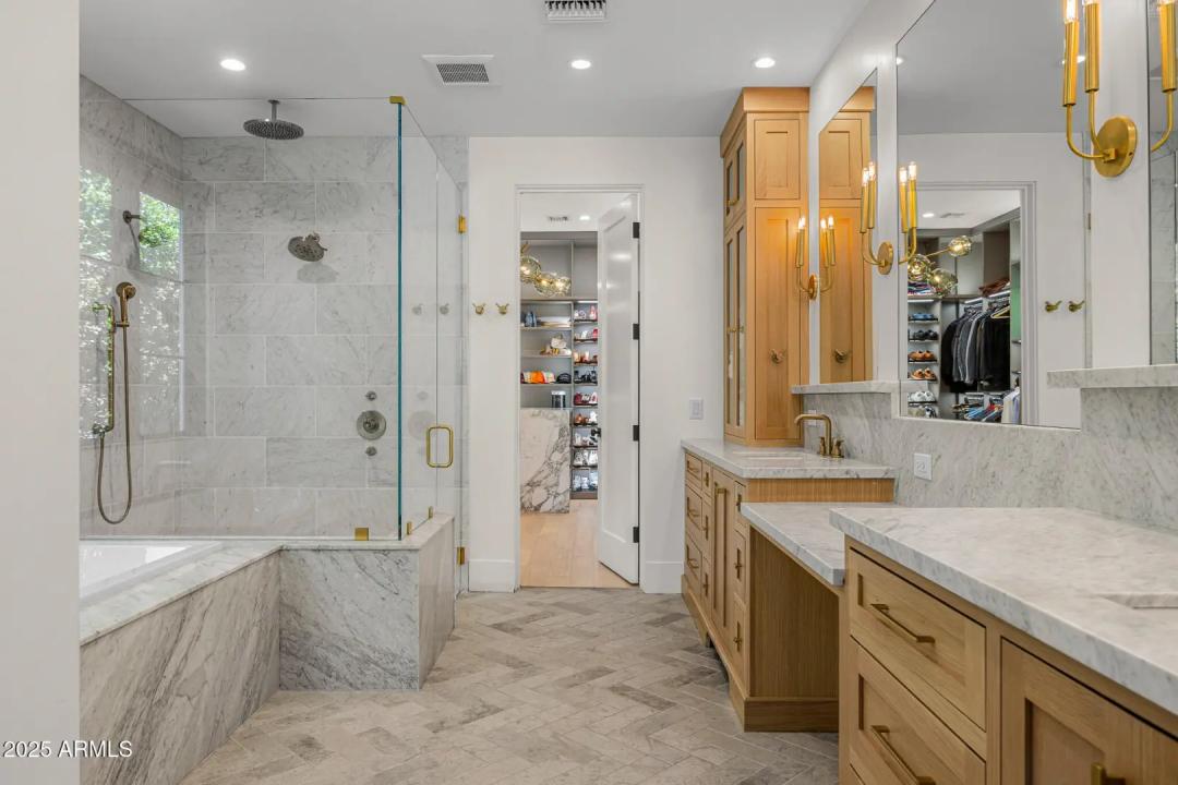 Real Estate Picture 25
