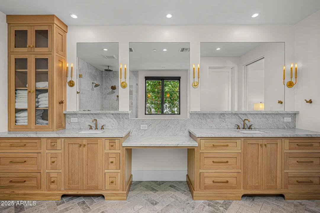 Real Estate Picture 27