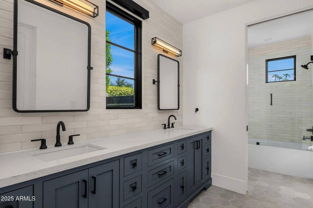 Real Estate Picture 41
